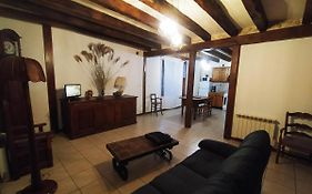Gite Du Vieux Cedre