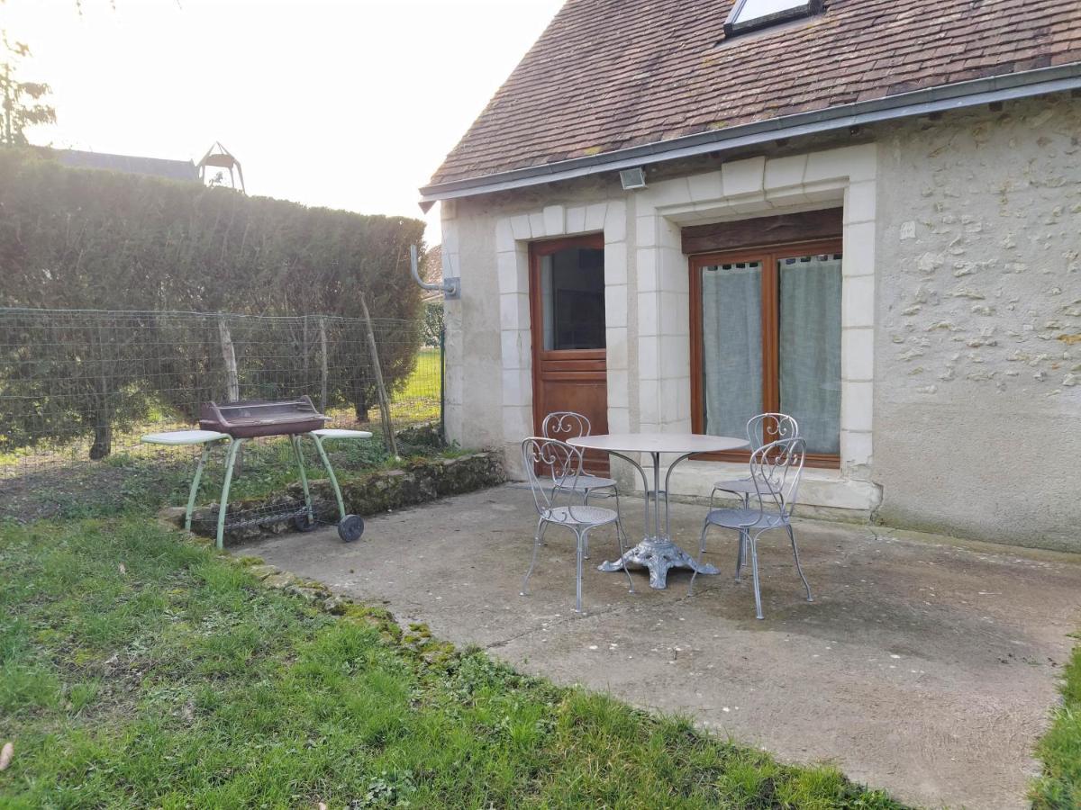 Gite Du Vieux Cedre Ecueille Extérieur photo